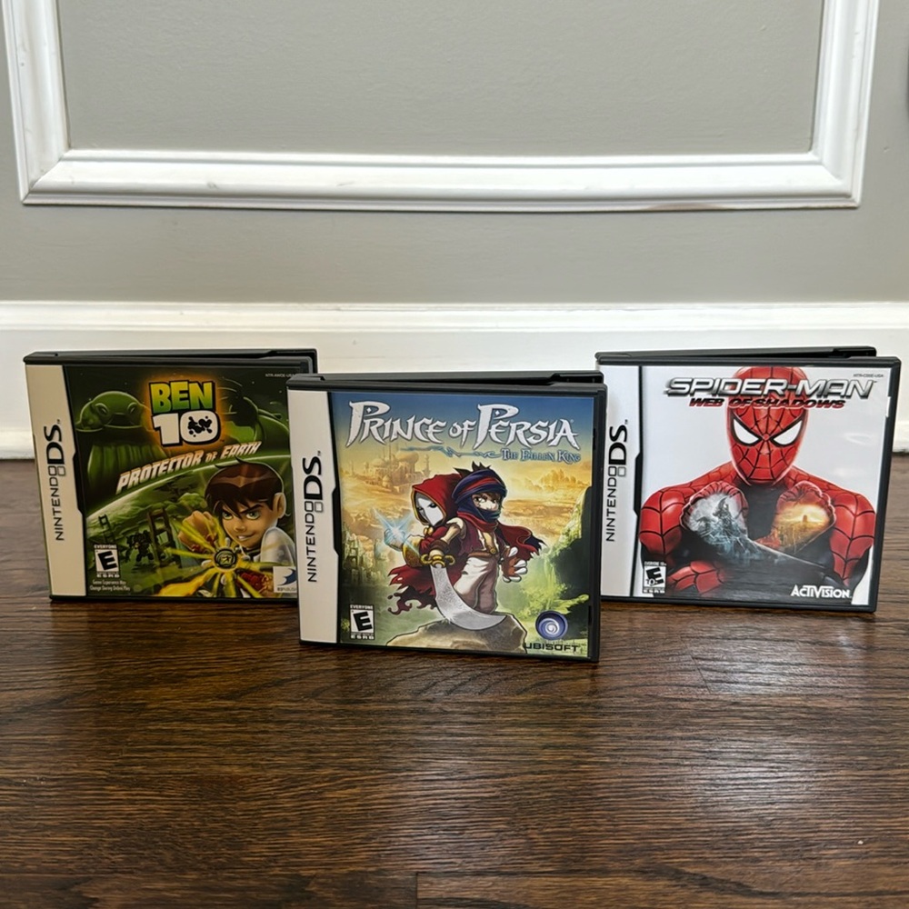 Nintendo DS Game Bundle